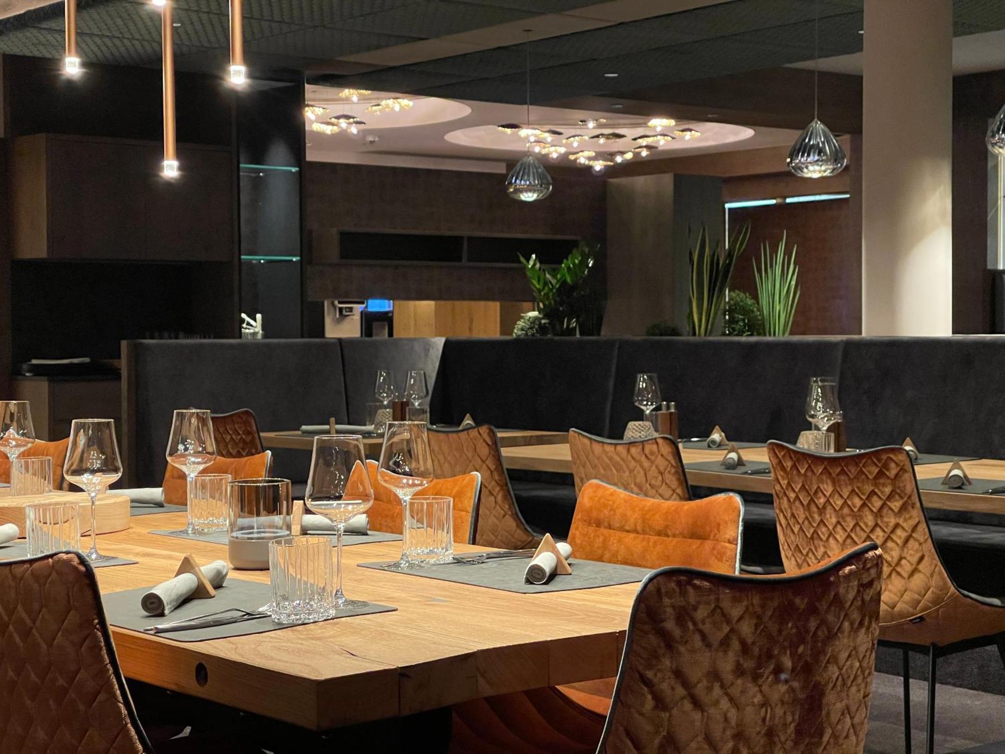 Hotel Alpina อิสชเกิล ภายนอก รูปภาพ