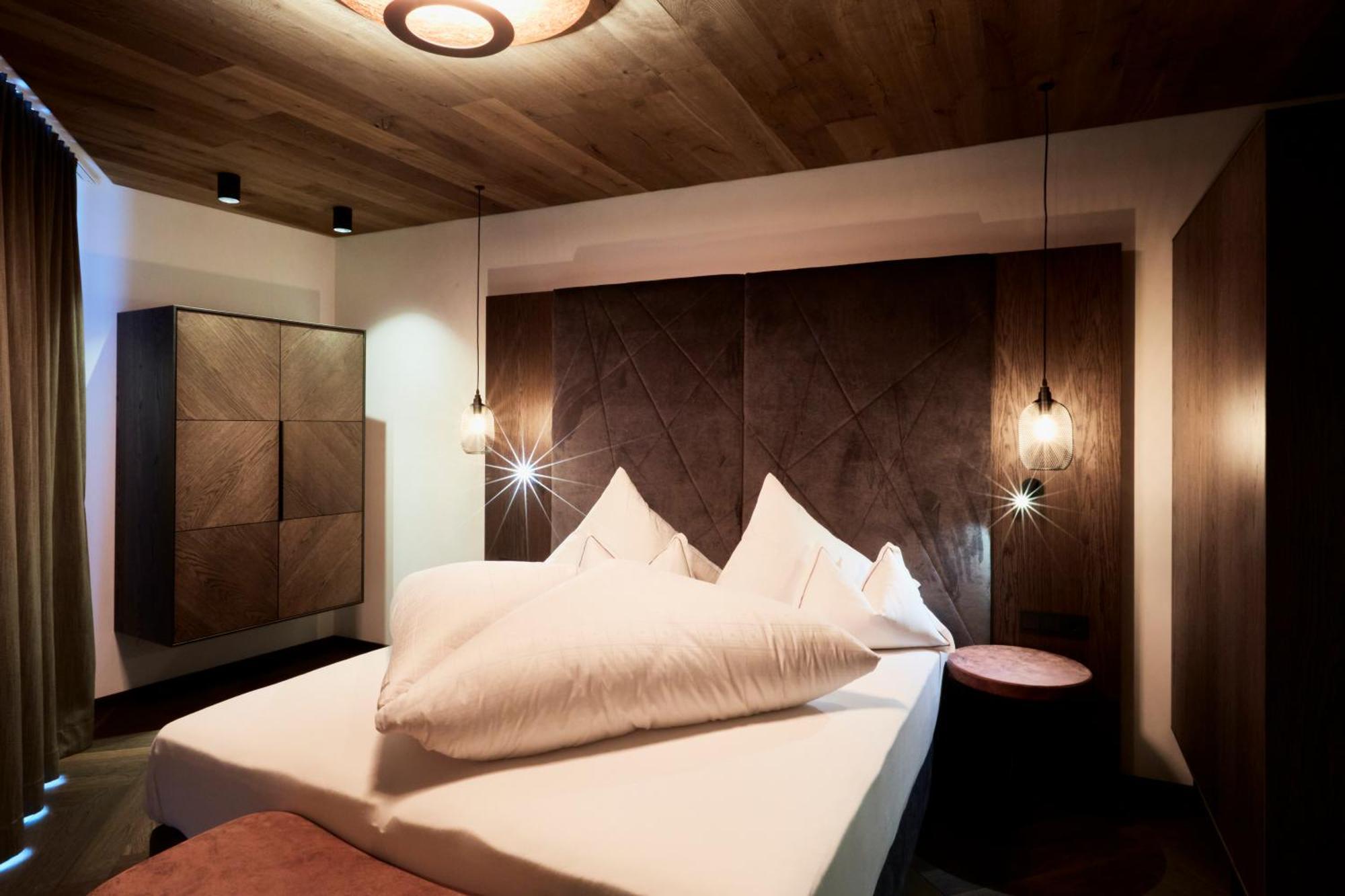 Hotel Alpina อิสชเกิล ภายนอก รูปภาพ